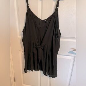 NWT. Torrid Back Tie Front Top